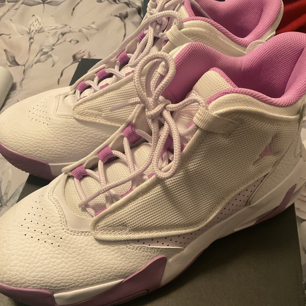 Jordan Max Aura 4 (GS)